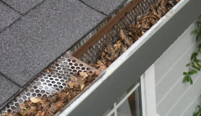 Indicators-that-Your-Gutters-Require-Replacement